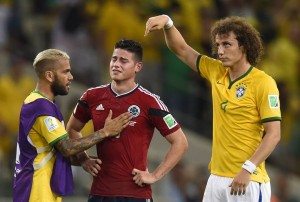David Luiz indica James Colombia